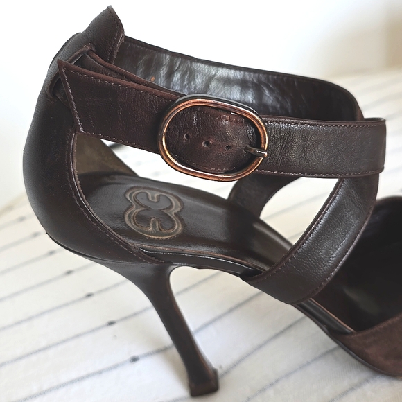Escada pumps - Picture 8 of 13
